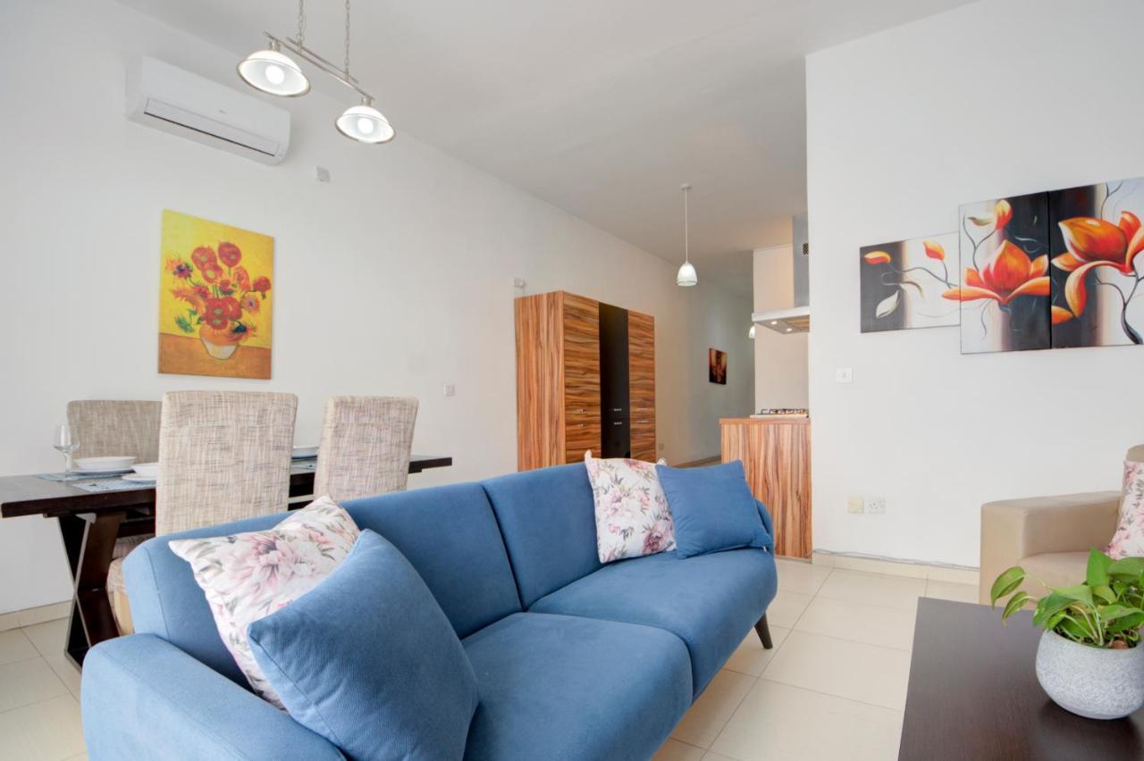 Saint Julian's St Julians 2 Bedroom Apartment With Commanding Seaviews By Shortletsmalta מראה חיצוני תמונה