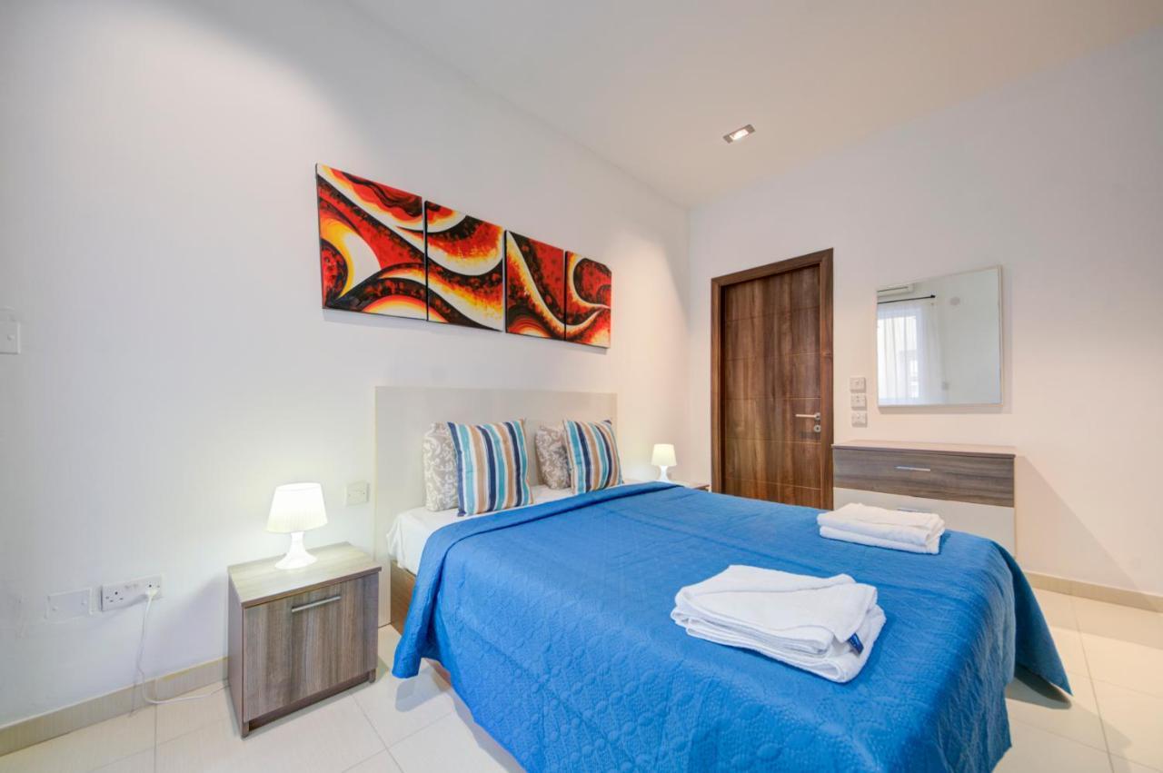 Saint Julian's St Julians 2 Bedroom Apartment With Commanding Seaviews By Shortletsmalta מראה חיצוני תמונה